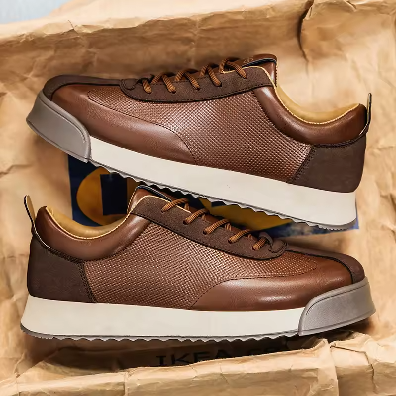 Alvaro Burnished Runner Sneaker