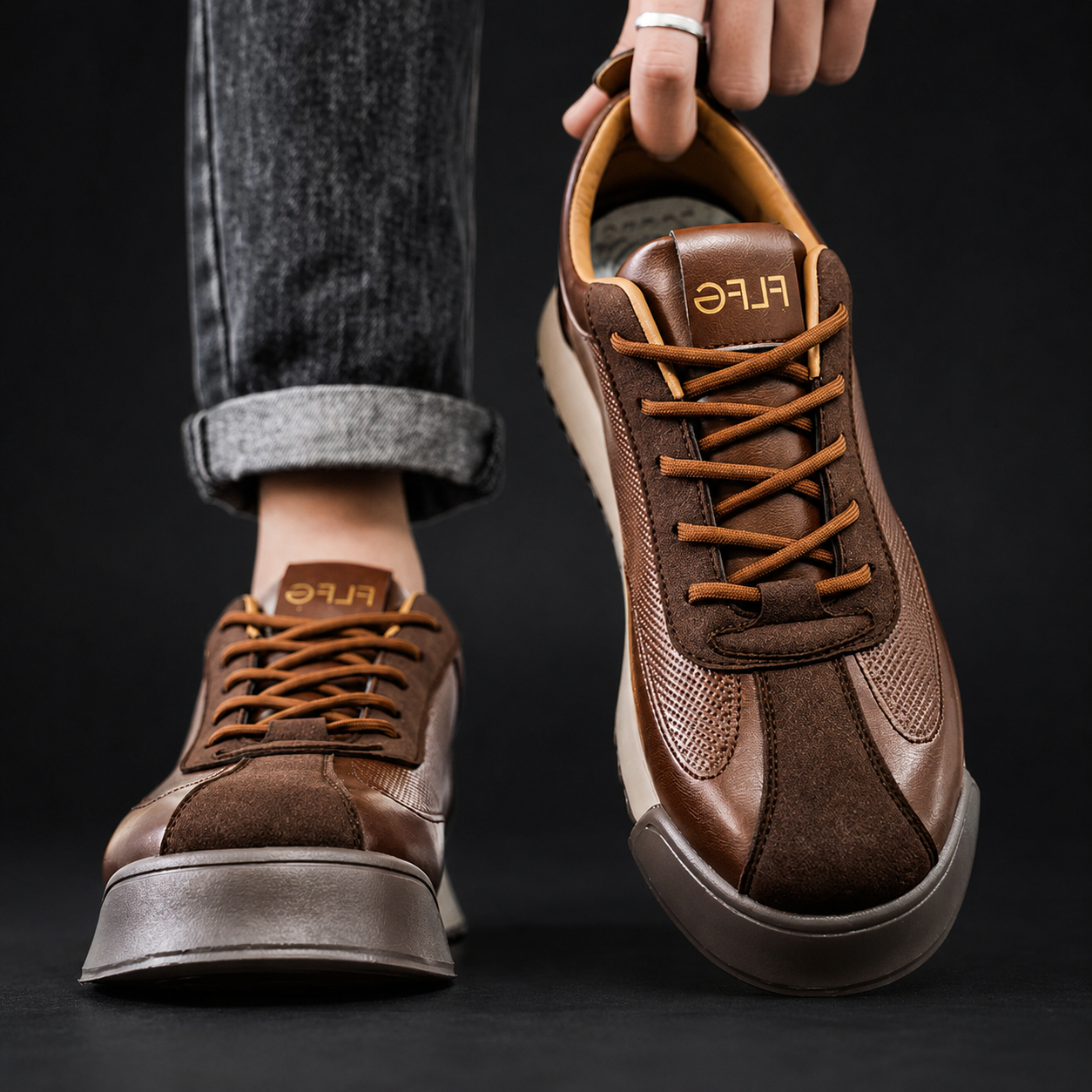 Alvaro Burnished Runner Sneaker