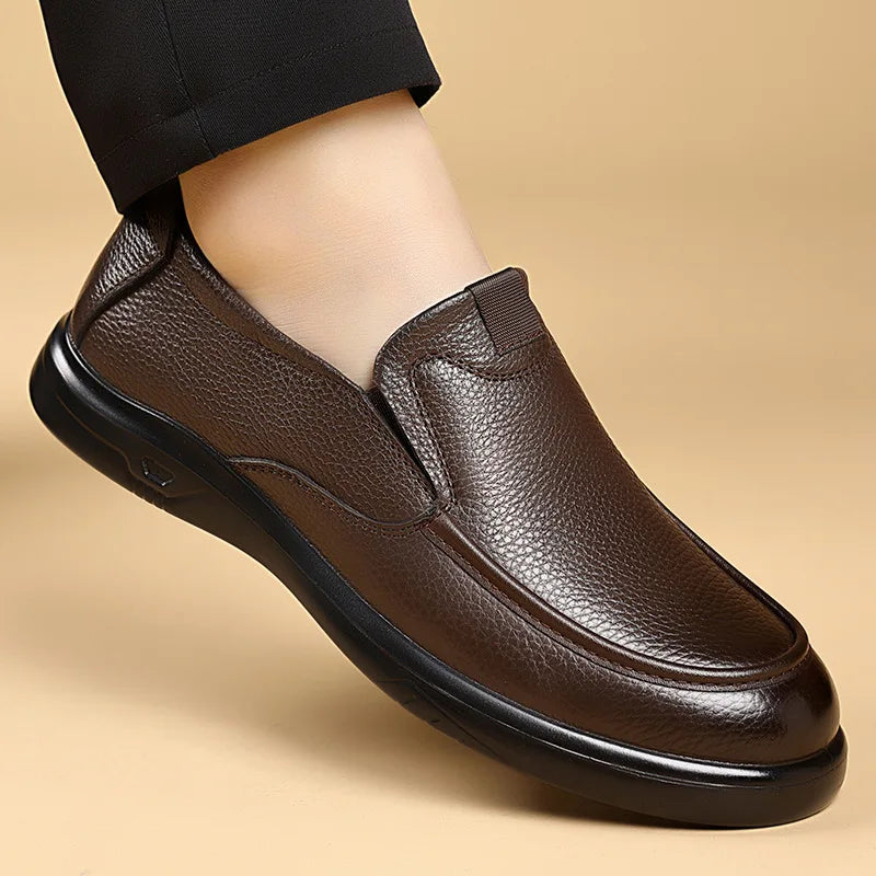 New First-layer Cowhide Casual Leather Shoes Men's Genuine Leather and Breathable New Business Men's Soft-soled Comfortable Shoe 3
