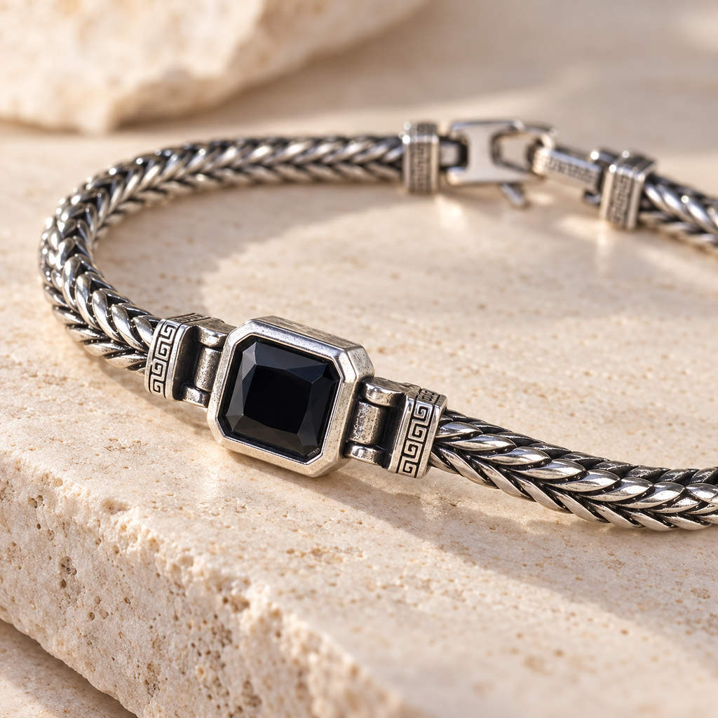 Onyx Gemstone Bracelet — chain and centerpiece detail